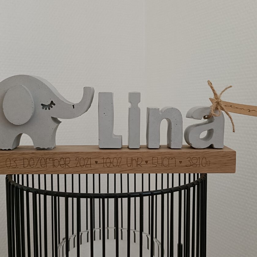 Personalisierbarer Holzblock
