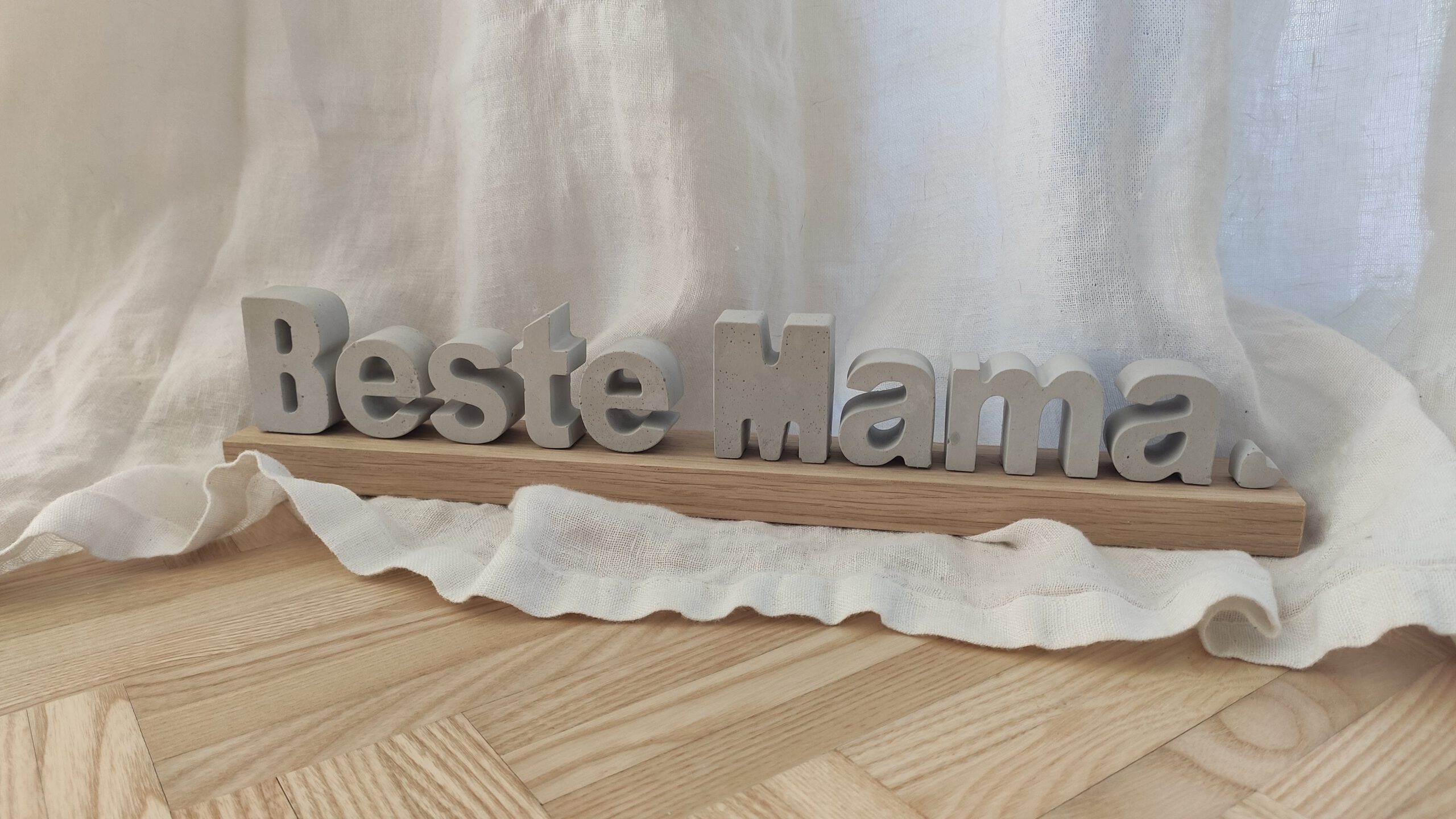 Personalisierbarer Holzblock – Bild 9