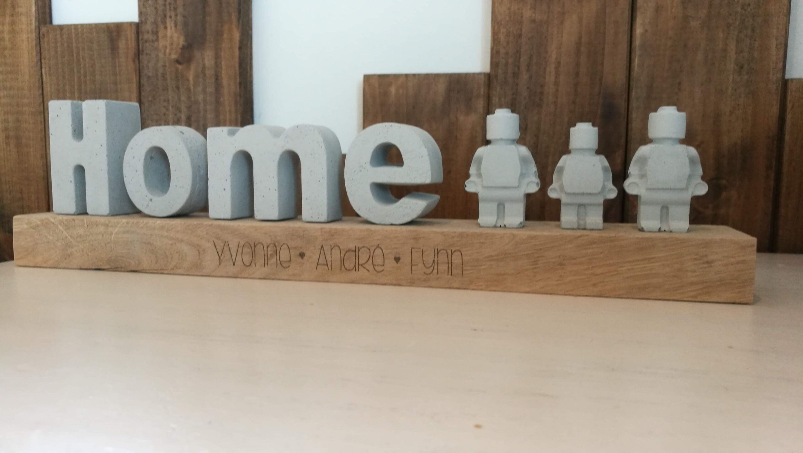 Personalisierbarer Holzblock – Bild 15