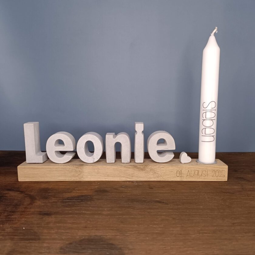 Personalisierbarer Holzblock